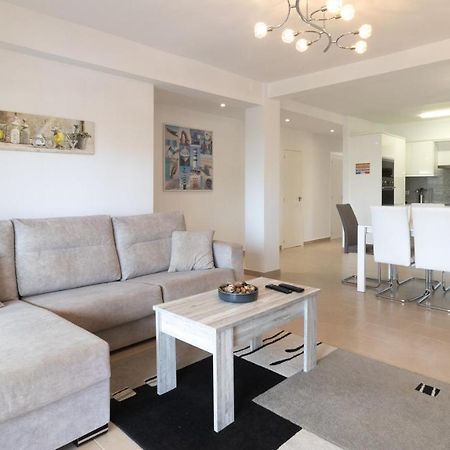 Modern 2 Bedroom Apartment 100 M From The Beach Jávea Kültér fotó